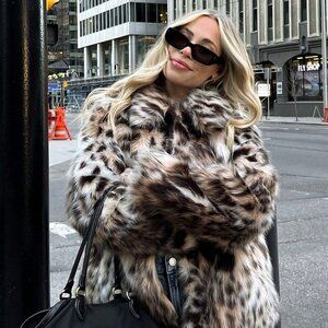 Brown Women's Elegant Leopard Print Faux fur  Side Pockets Coat